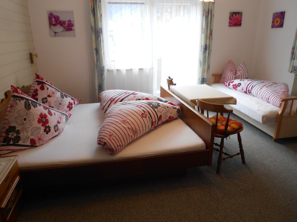 Haus Leitgeb Appartement Telfes im Stubai Kamer foto