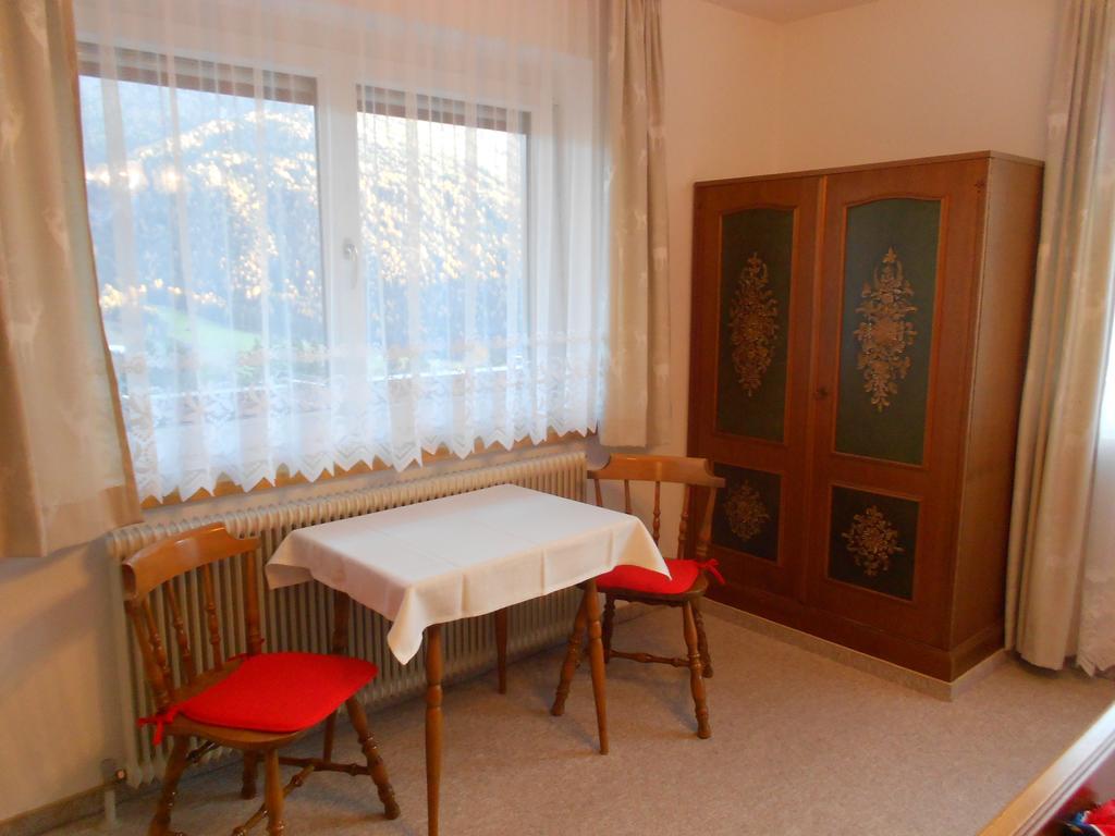 Haus Leitgeb Appartement Telfes im Stubai Kamer foto